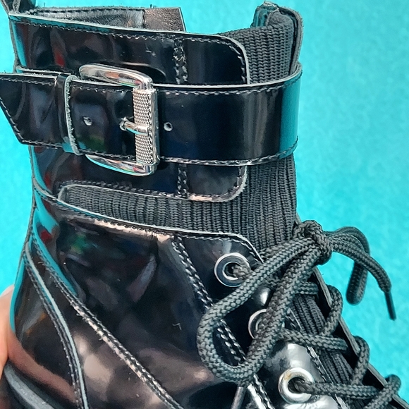 Marc Fisher Boots, Womens sz 6, Bristyn Black Patent Combat Lug Sole - Picture 3 of 11